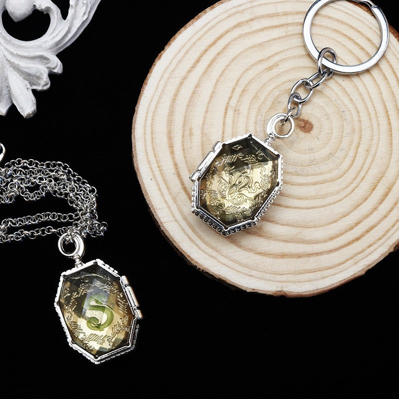 Hocrux Locket