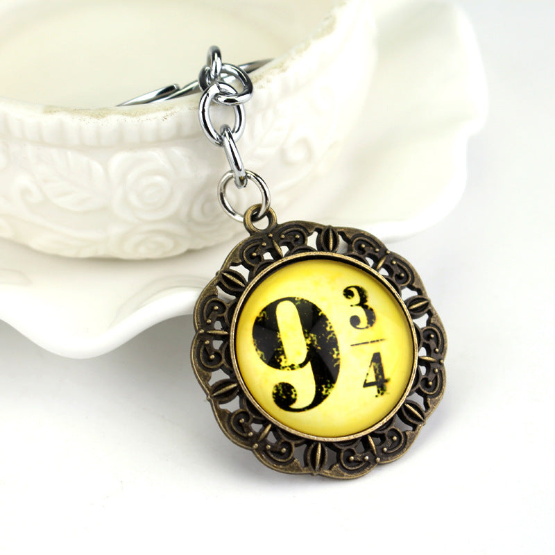 Platform 9&3/4 Keychain