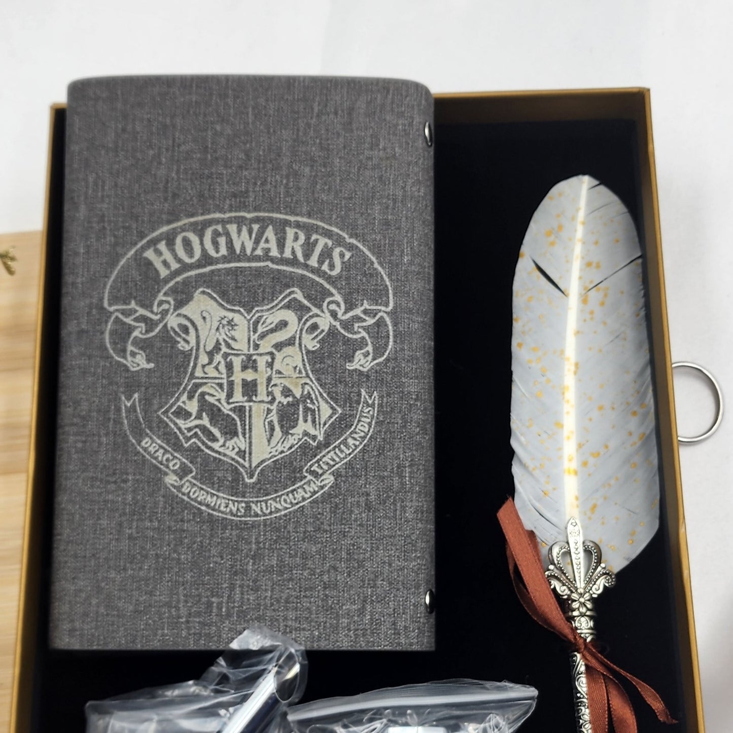 Hogwarts Dip Ink Pen Set