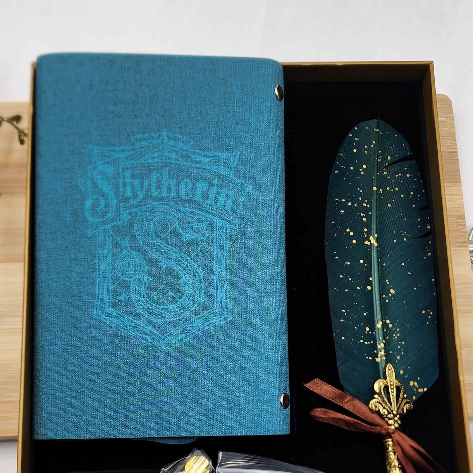 Hogwarts Dip Ink Pen Set